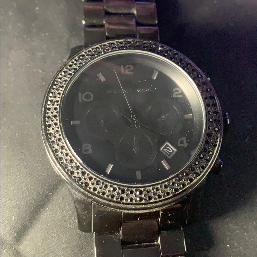 Men’s Michael Kors Watch - Picture 2 of 4
